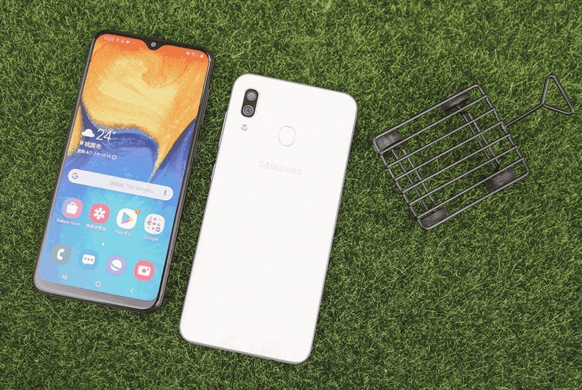 Samsung A20
