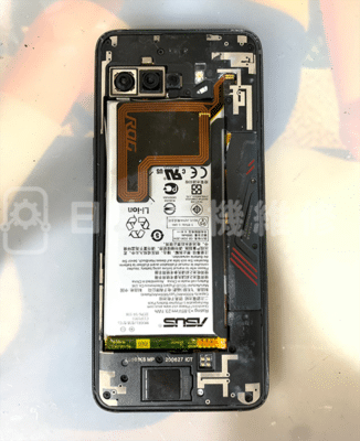 華碩ROG3安裝電池及保護蓋