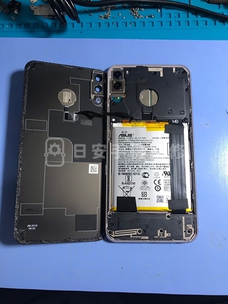 Asus 華碩 Zenfone 5Z ZS620KL 螢幕維修 移除背蓋