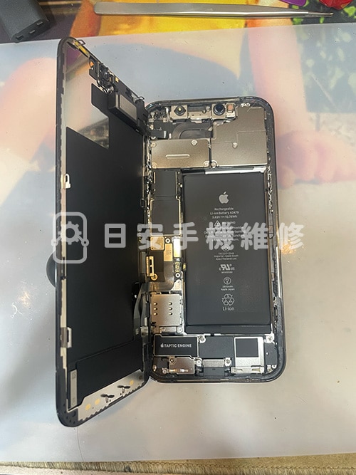 apple iphone 12 移除電池保護蓋