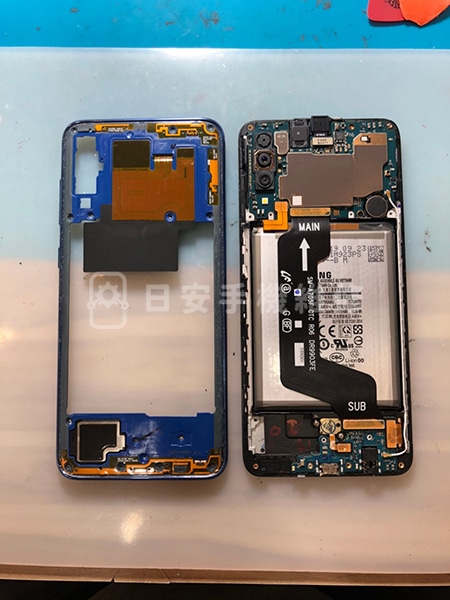 Samsung 三星 A70 拆卸螢幕中框保護蓋